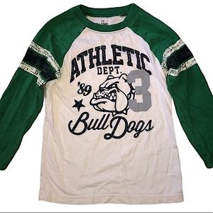 🔴 5/$25 SALE 🔴 Bull Dog Graphic Long Sleeve Henley Tee